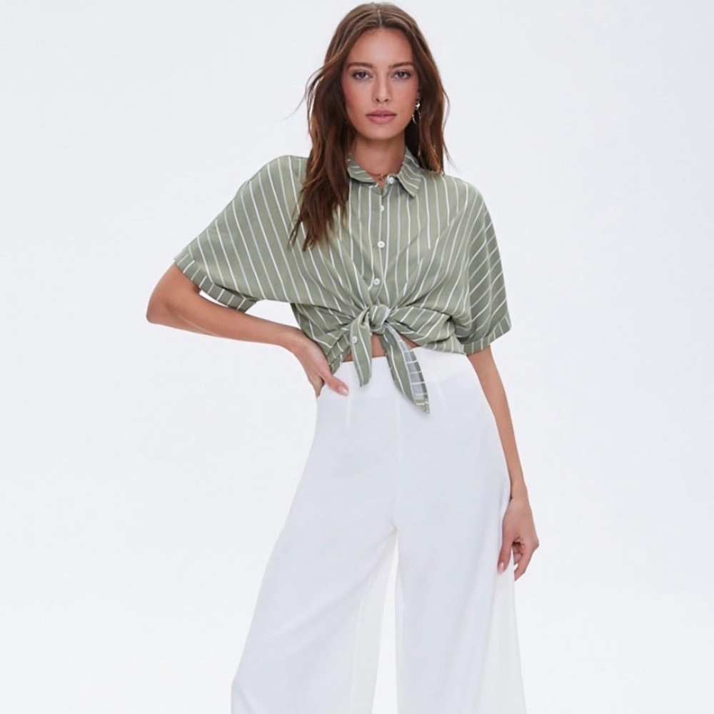 Forever 21 blouse - Picture 2 of 3